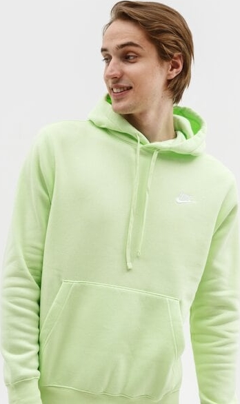 Bluza Nike z polaru w młodzieżowym stylu