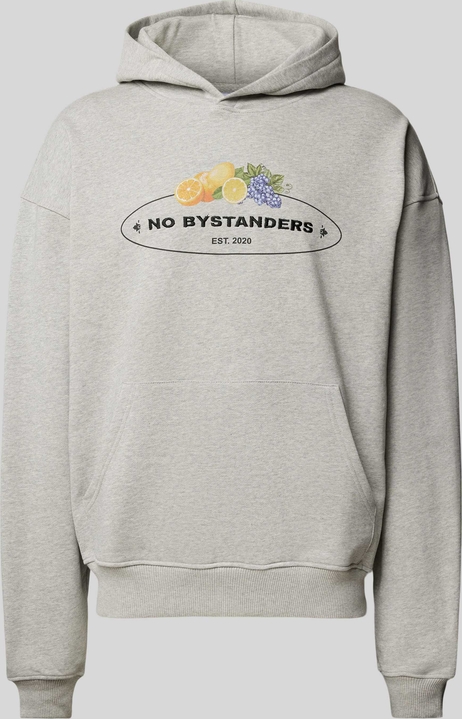 Bluza No Bystanders w młodzieżowym stylu