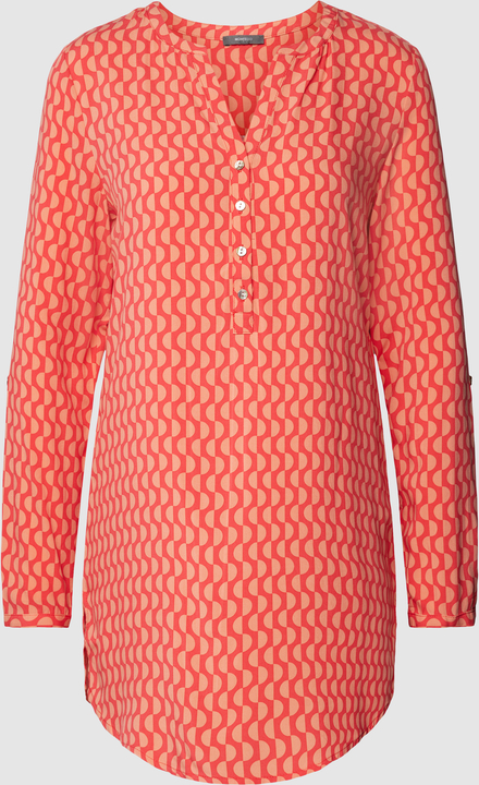 Bluzka Montego z dekoltem w kształcie litery v w stylu casual