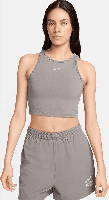 Bluzka Nike na ramiączkach w sportowym stylu