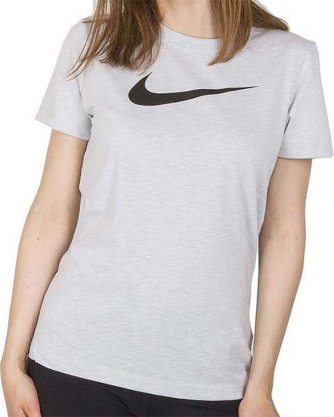 Bluzka Nike z bawełny z krótkim rękawem w sportowym stylu