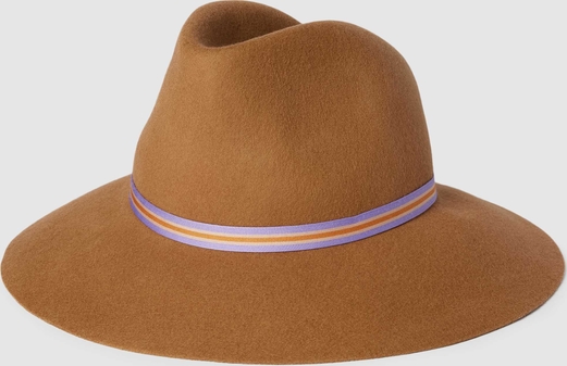 Brązowa czapka Marc Cain