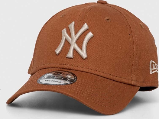 Brązowa czapka New Era