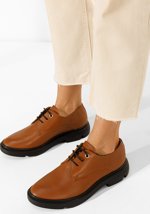 Brązowe półbuty Zapatos ze skóry w stylu casual z płaską podeszwą