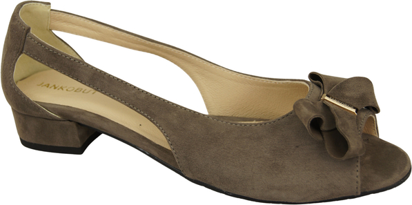 Brązowe sandały Elitabut z klamrami ze skóry