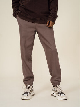 Brązowe spodnie sportowe Outhorn z dresówki w stylu casual