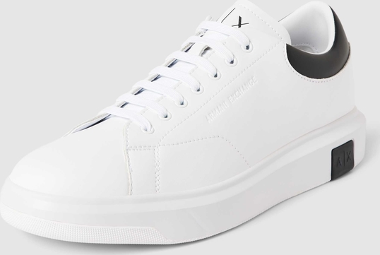 Buty sportowe Armani Exchange w sportowym stylu