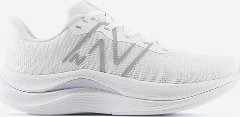 Buty sportowe New Balance w sportowym stylu sznurowane