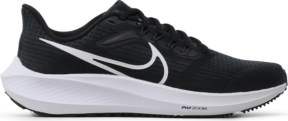 Buty sportowe Nike w sportowym stylu