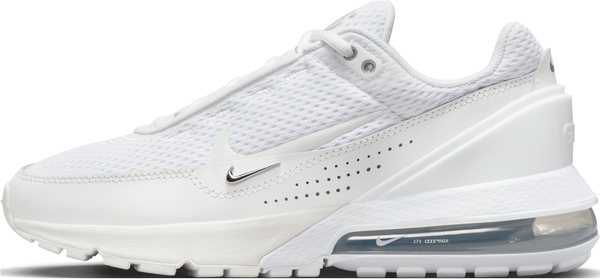 Buty sportowe Nike z płaską podeszwą w sportowym stylu sznurowane