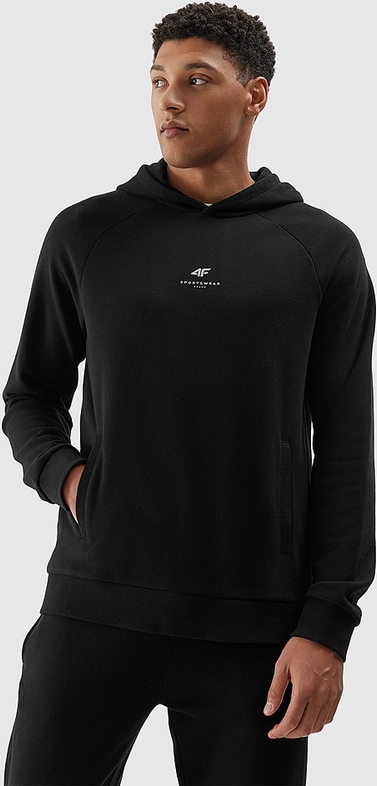 Czarna bluza 4F w sportowym stylu