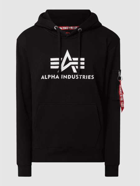 Czarna bluza Alpha Industries w młodzieżowym stylu