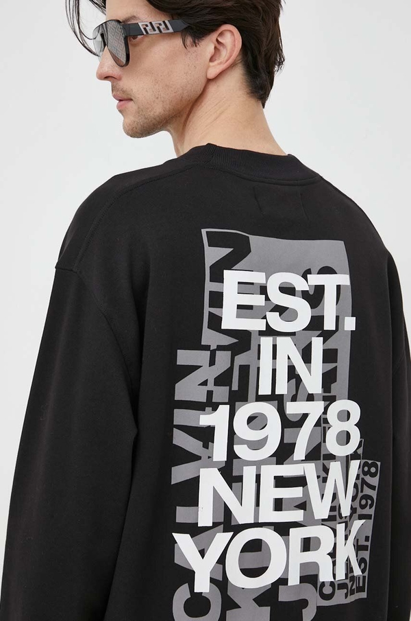 Czarna bluza Calvin Klein z nadrukiem z bawełny