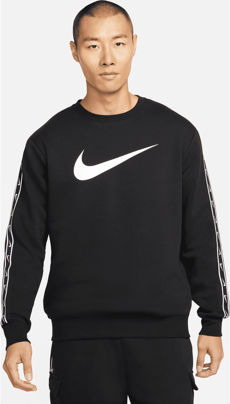 Czarna bluza Nike z dresówki w sportowym stylu