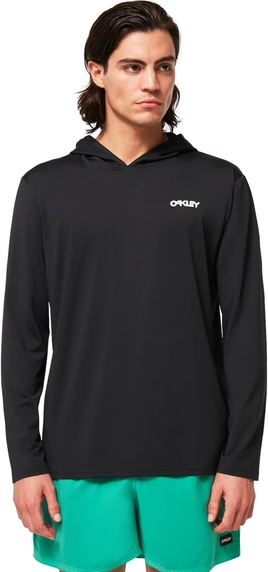 Czarna bluza Oakley w młodzieżowym stylu