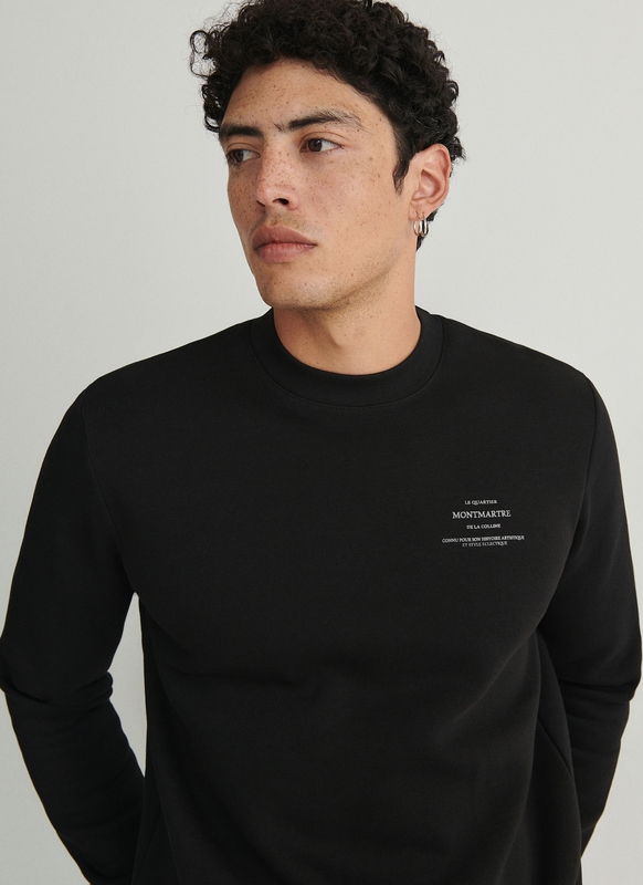 Czarna bluza Reserved z nadrukiem