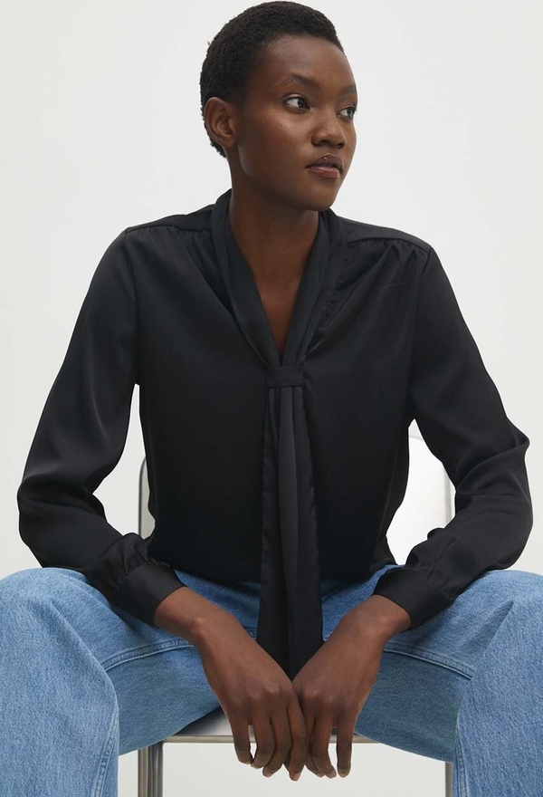 Czarna bluzka Answear Lab w stylu casual z długim rękawem