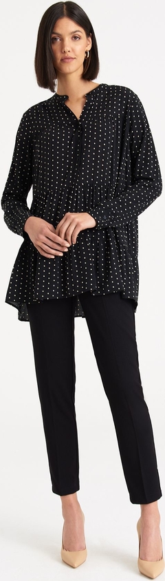 Czarna bluzka Greenpoint w stylu casual z długim rękawem z dekoltem w kształcie litery v