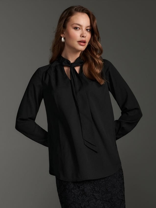 Czarna bluzka Sinsay w stylu klasycznym z dekoltem w kształcie litery v