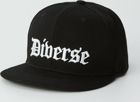Czarna czapka Diverse
