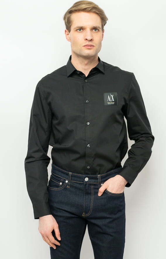 Czarna koszula Armani Exchange z klasycznym kołnierzykiem z długim rękawem