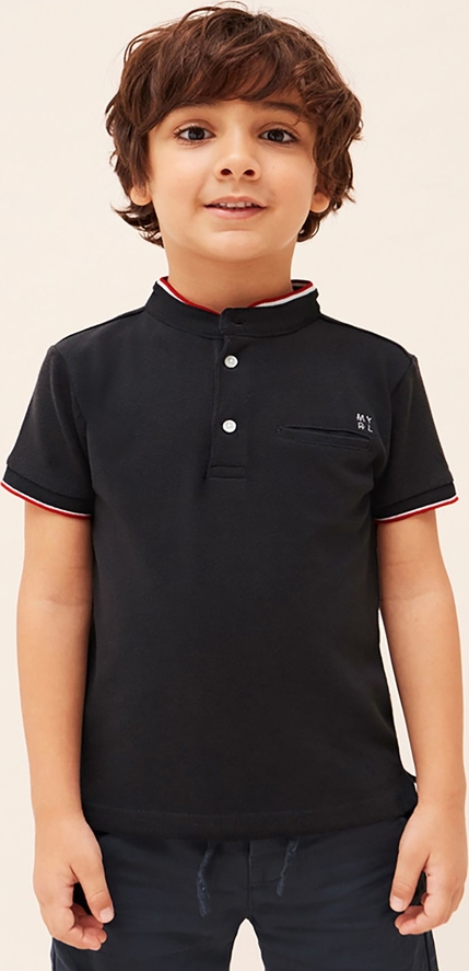 Czarna koszulka dziecięca Mayoral z krótkim rękawem dla chłopców
