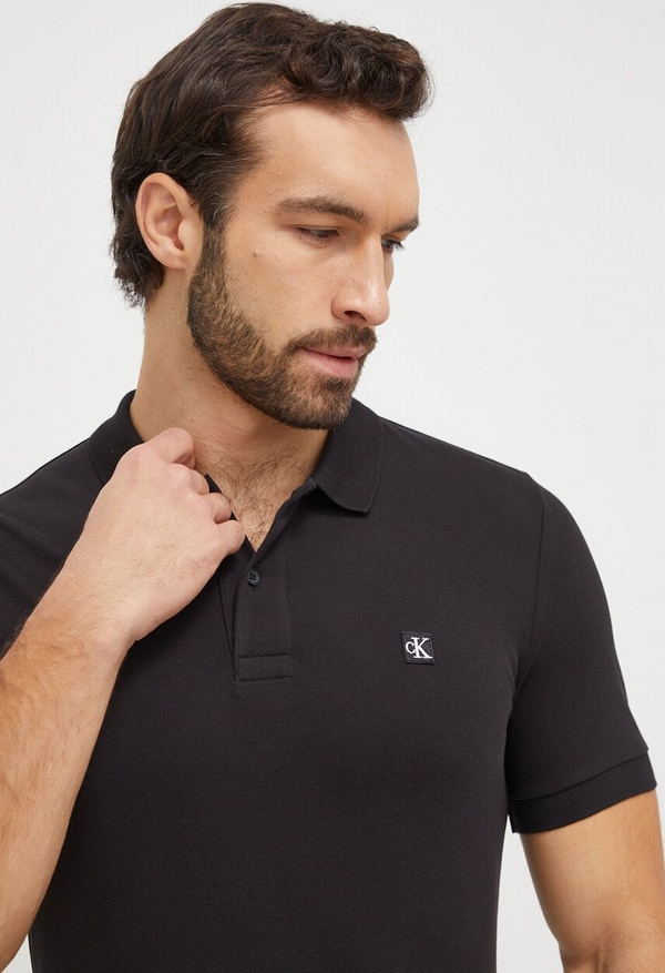 Czarna koszulka polo Calvin Klein z krótkim rękawem w stylu casual