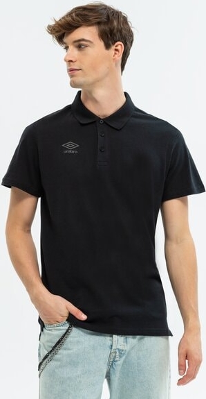 Czarna koszulka polo Umbro w stylu casual z krótkim rękawem