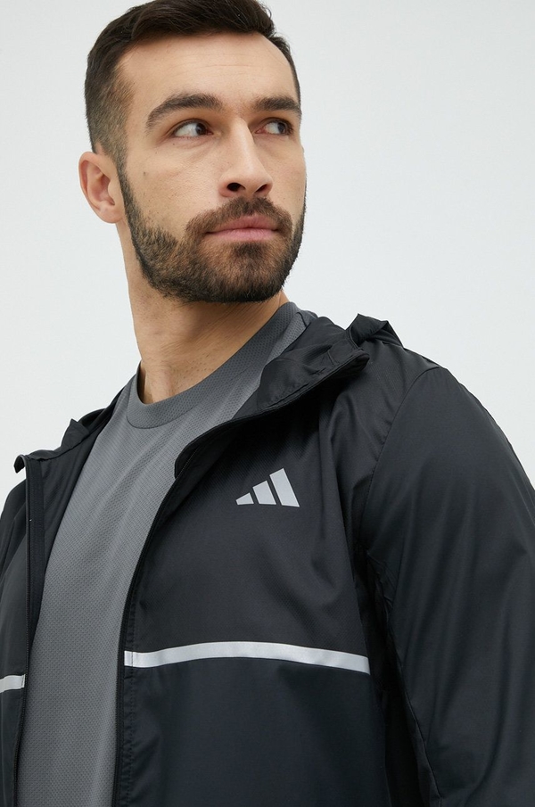 Czarna kurtka Adidas Performance w sportowym stylu