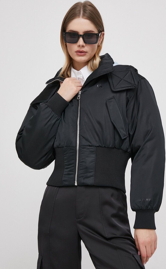 Czarna kurtka Calvin Klein krótka w stylu casual bez kaptura