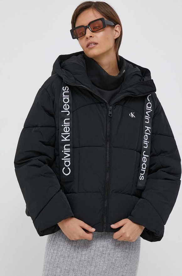 Czarna kurtka Calvin Klein w stylu casual krótka