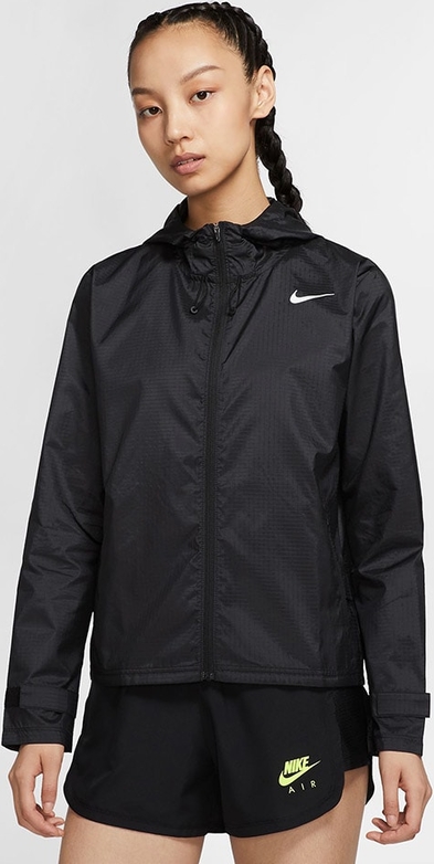 Czarna kurtka Nike w sportowym stylu wiatrówki