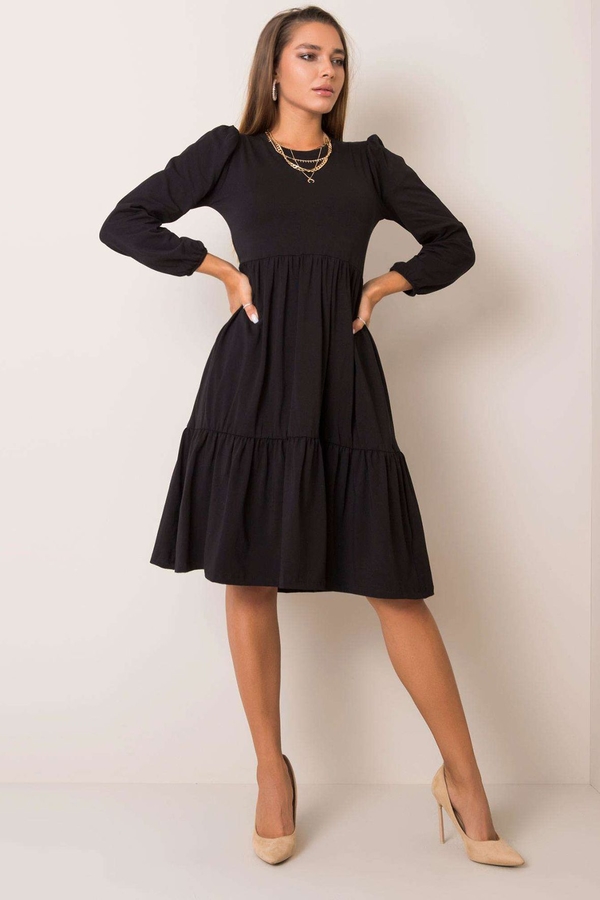 Czarna sukienka 5.10.15 mini w stylu casual