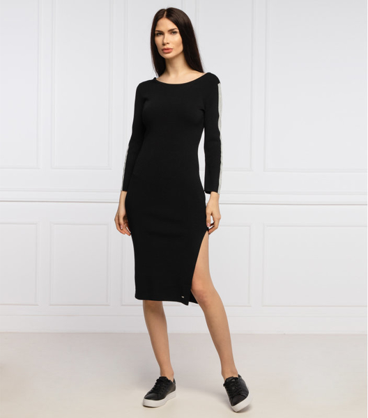 Czarna sukienka Armani Exchange
