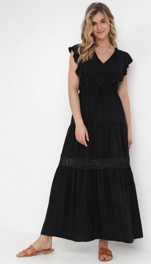 Czarna sukienka born2be maxi z dekoltem w kształcie litery v