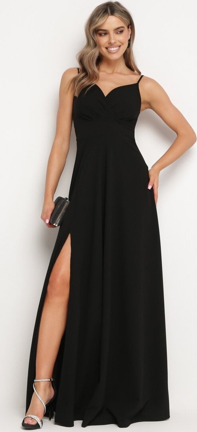 Czarna sukienka born2be w stylu klasycznym kopertowa na ramiączkach