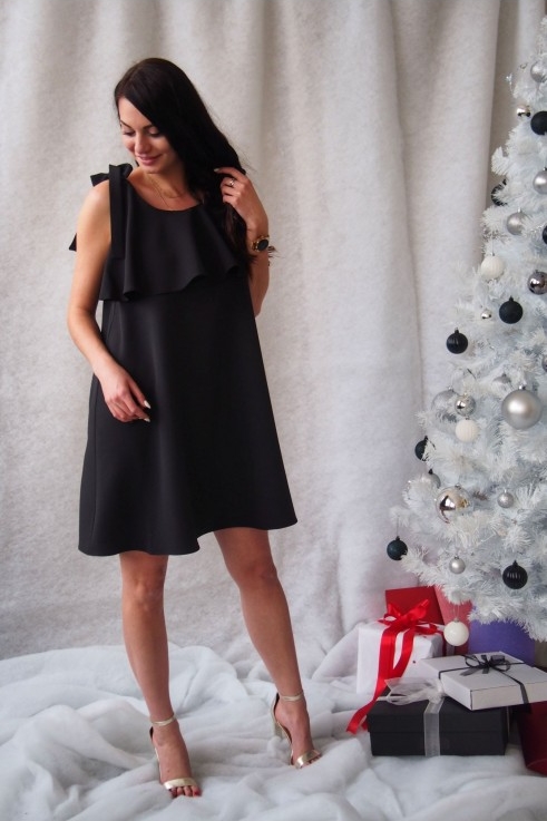 Czarna sukienka butik-choice.pl z długim rękawem