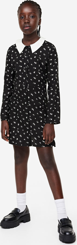 Czarna sukienka dziewczęca H & M z tkaniny