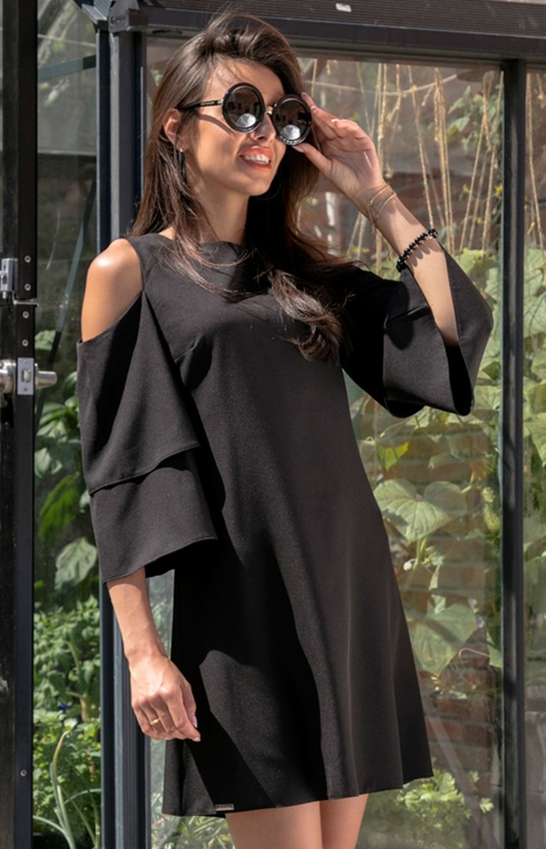 Czarna sukienka Fobya mini z długim rękawem z tkaniny
