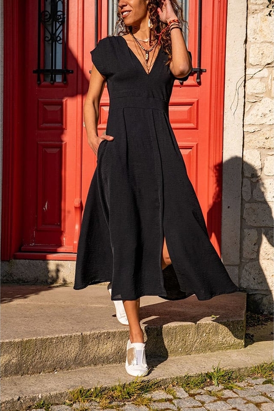 Czarna sukienka Gunes Kizi z dekoltem w kształcie litery v w stylu casual maxi