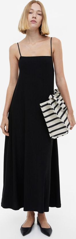 Czarna sukienka H & M z dekoltem w karo na ramiączkach maxi