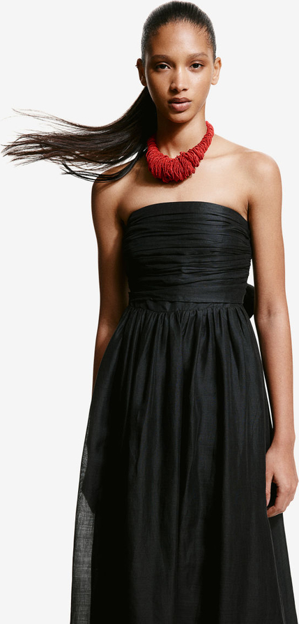 Czarna sukienka H & M z tkaniny bez rękawów