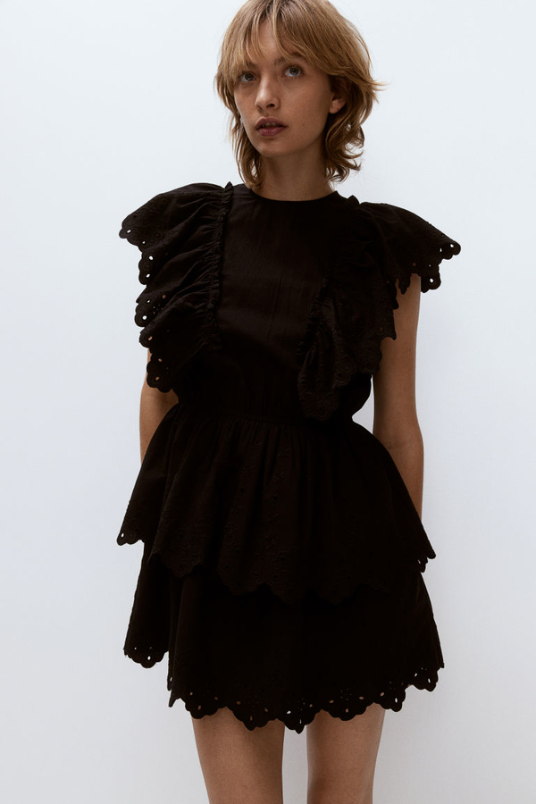 Czarna sukienka H & M z tkaniny z krótkim rękawem mini