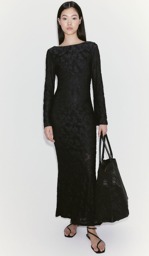 Czarna sukienka H & M z żakardu z okrągłym dekoltem maxi