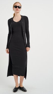 Czarna sukienka InWear w stylu casual midi z długim rękawem