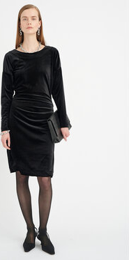 Czarna sukienka InWear w stylu casual mini z długim rękawem