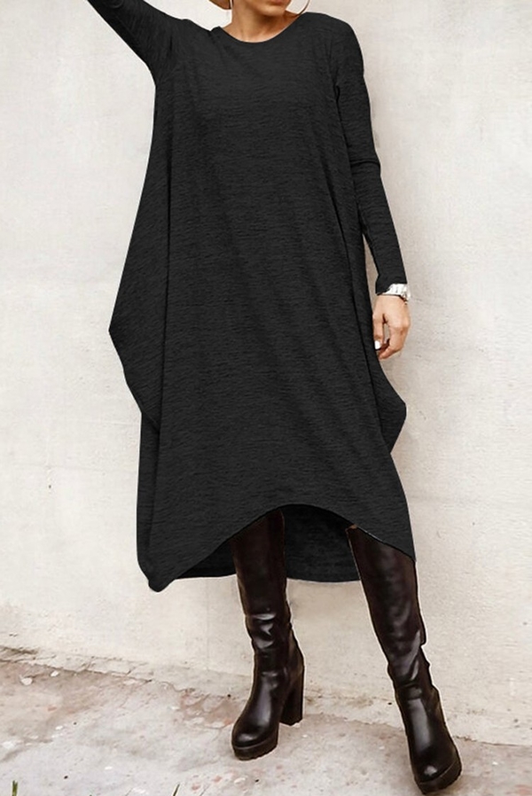 Czarna sukienka IVET midi asymetryczna z tkaniny