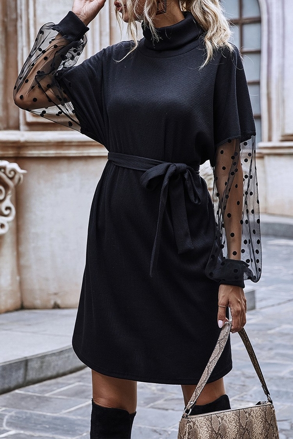 Czarna sukienka IVET z długim rękawem z tiulu mini