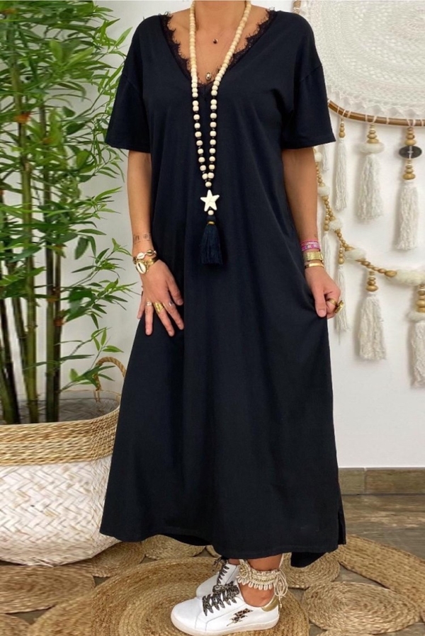 Czarna sukienka IVET z krótkim rękawem z dekoltem w kształcie litery v