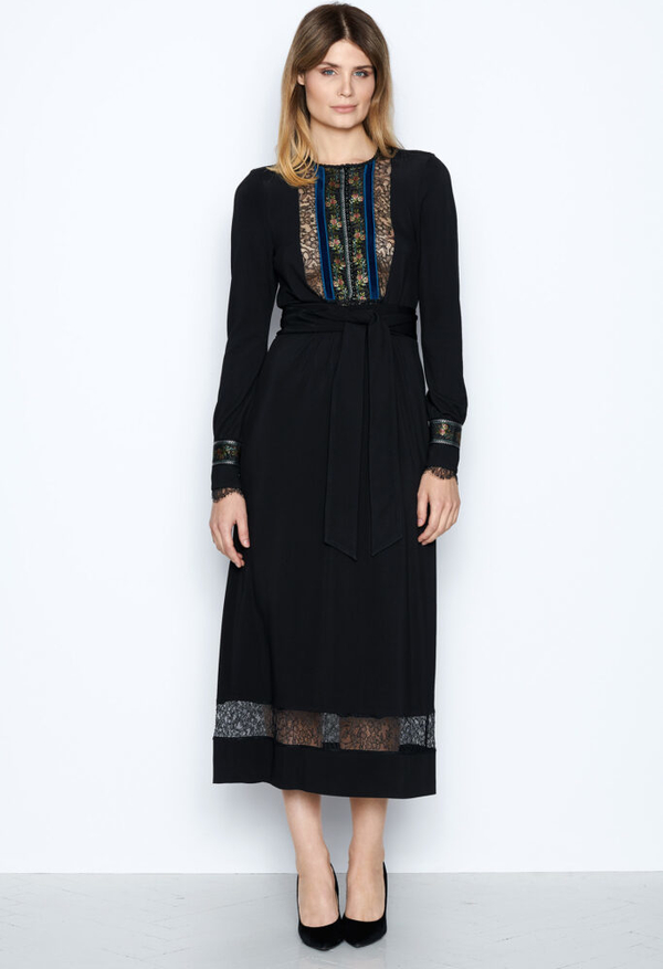 Czarna sukienka Izabela Lapinska z długim rękawem